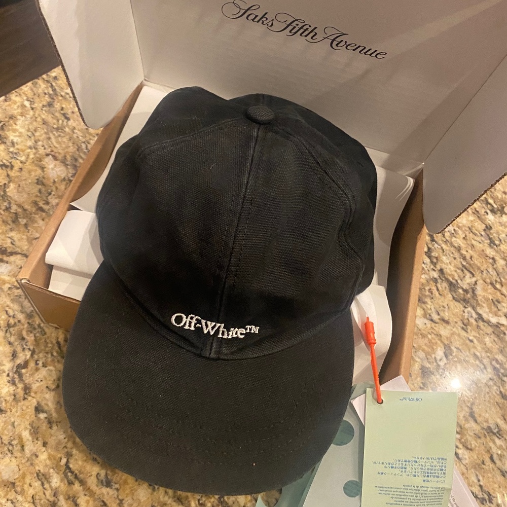 Off-White Hat